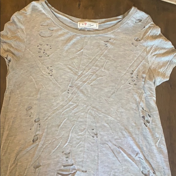 Ripped Up Heather Gray Top 🔥 - Picture 4 of 6